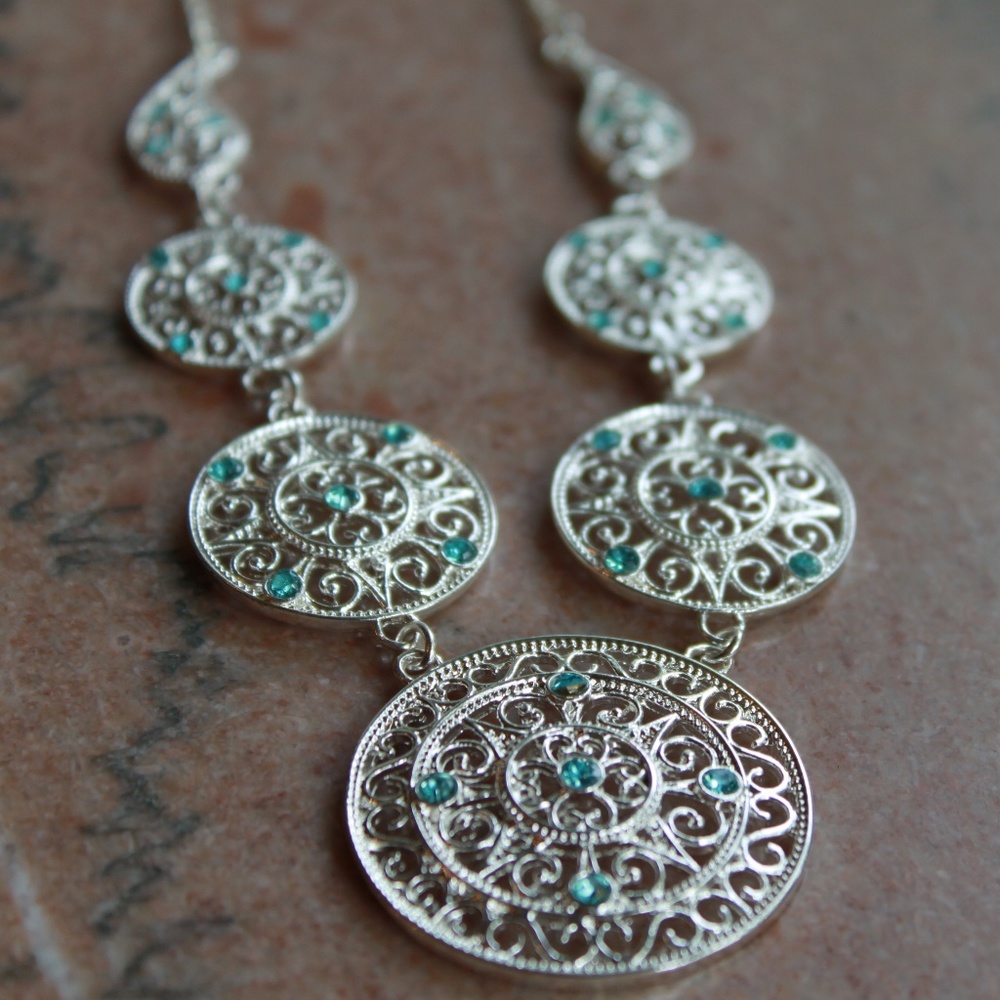 Ultimate Challenger Collar Necklace